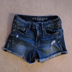 AE High Waisted Super Stretch Short, Size 6